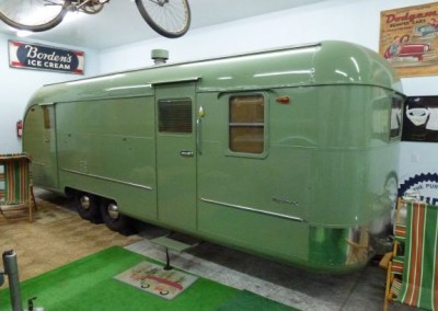 1951 Vagabond Trailer – Model 232