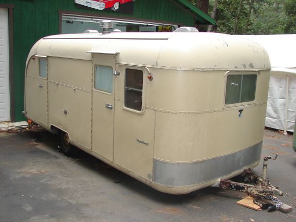 » 1950 Vagabond Trailer – Model 19