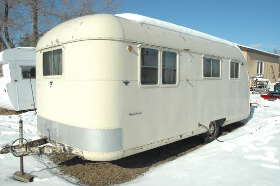 » 1950 Vagabond Trailer – Model 19