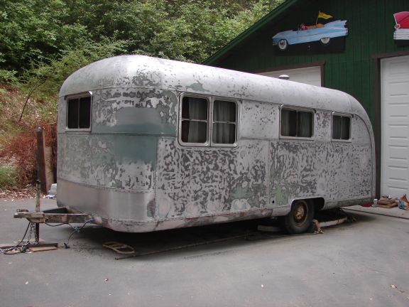 » 1950 Vagabond Trailer – Model 19