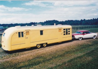 1953 Vagabond Trailer Model 35 - image 3