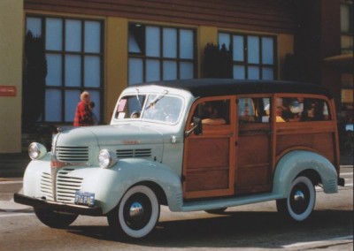 1946 Dodge Cantrell Woodie Wagon - image 3