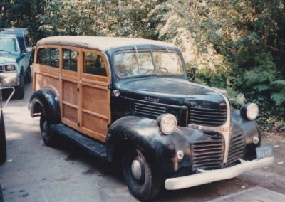 1946 Dodge Cantrell Woodie Wagon - image 4
