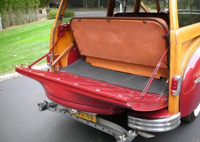 1949 Plymouth Special Deluxe Woodie Station Wagon - image 10